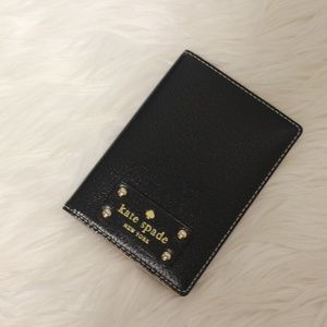 Kate Spade passport holder- black